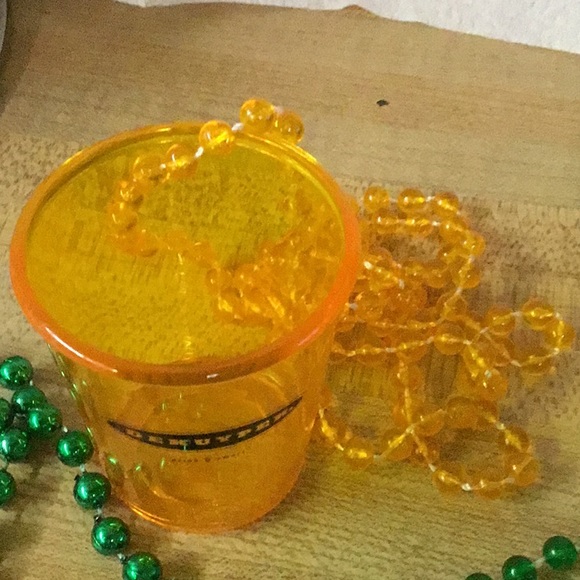 6 pc. Necklaces Shot Glasses - Picture 6 of 7